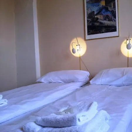 Skansen אכסניה *