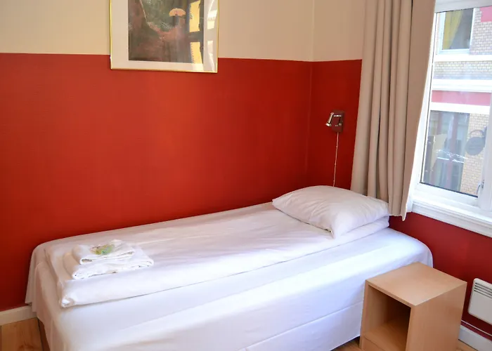 Skansen Хостел *