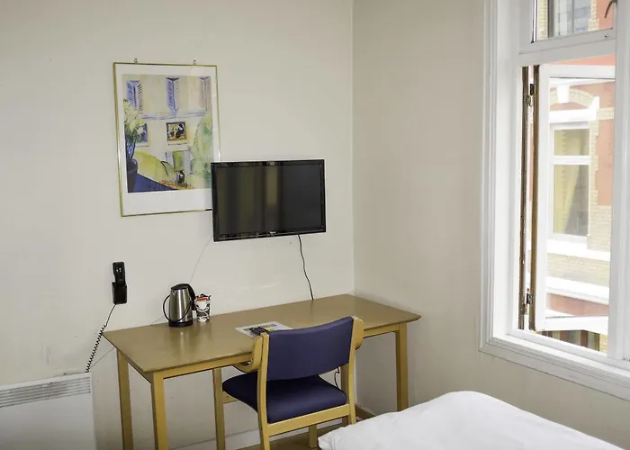 Skansen Хостел *